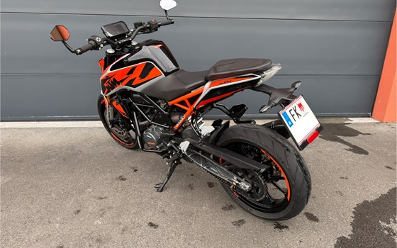 Gebrauchtmotorrad KTM 125 Duke - Bild 3