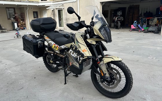 Gebrauchtmotorrad KTM 890 Adventure - Bild 4