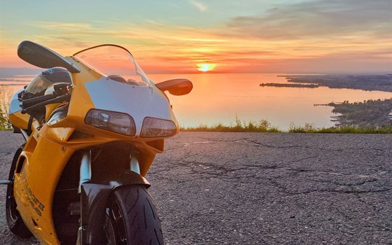 Gebrauchtmotorrad Ducati 748 SP1 - Bild 1
