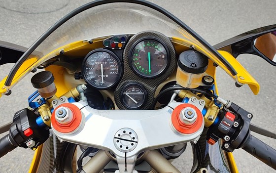 Gebrauchtmotorrad Ducati 748 SP1 - Bild 2