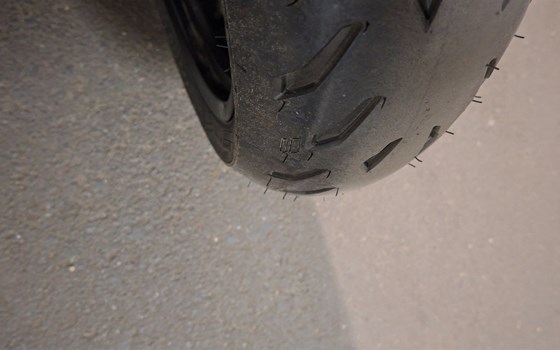 Gebrauchtmotorrad Husqvarna 701 Supermoto - Bild 5