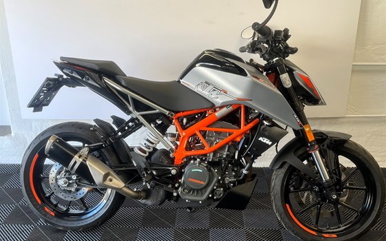 Gebrauchtmotorrad KTM 125 Duke - Bild 1