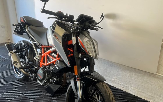 Gebrauchtmotorrad KTM 125 Duke - Bild 2