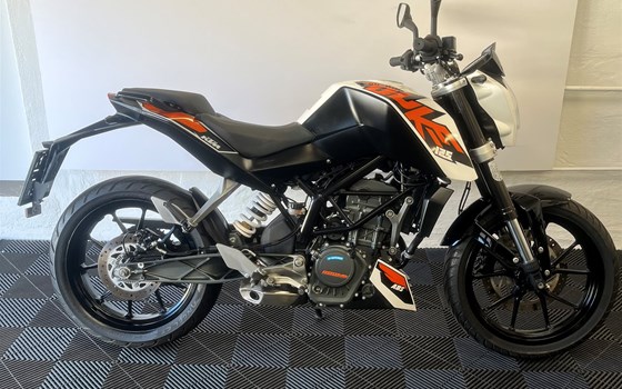 Gebrauchtmotorrad KTM 125 Duke - Bild 1