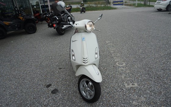 Gebrauchtmotorrad Vespa Primavera 50 4T - Bild 5