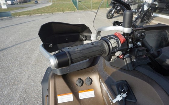 Neufahrzeug QJ Motor SFA 1000 ABS EPS DLX HIGHLAND - Bild 10