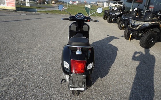 Gebrauchtmotorrad Vespa GTS 300 i.e. Super - Bild 11