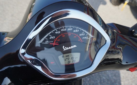 Gebrauchtmotorrad Vespa GTS 300 i.e. Super - Bild 13