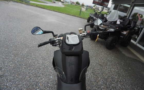 Gebrauchtmotorrad KTM 990 Super Duke - Bild 8