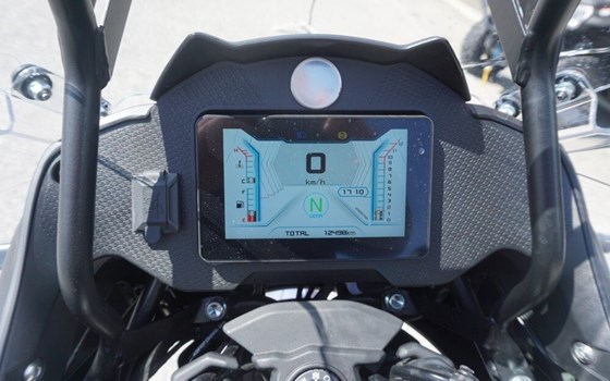 Gebrauchtmotorrad QJ Motor SRT 700 - Bild 12