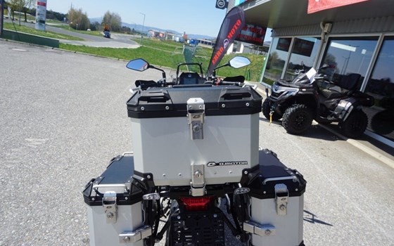 Gebrauchtmotorrad QJ Motor SRT 700 - Bild 8