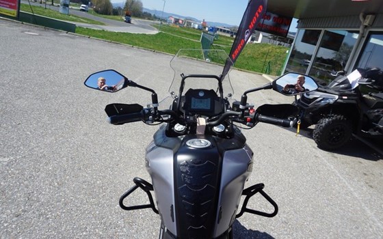 Gebrauchtmotorrad QJ Motor SRT 700 - Bild 9