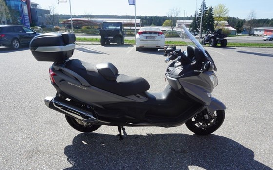 Gebrauchtmotorrad Suzuki Burgman 650 Executive - Bild 6