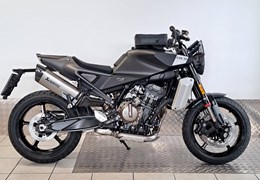 Neumotorrad Husqvarna Svartpilen 801