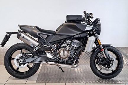 Husqvarna Svartpilen 801