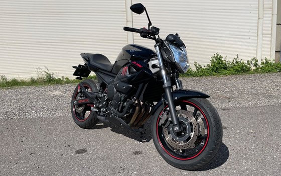 Gebrauchtmotorrad Yamaha XJ6 - Bild 2