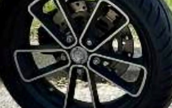 Gebrauchtmotorrad Vespa GTS 300 hpe Super Tech - Bild 2