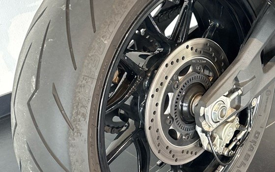 Gebrauchtmotorrad Ducati Monster + - Bild 3