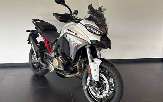 Gebrauchtmotorrad Ducati Multistrada V4 S - Bild 2