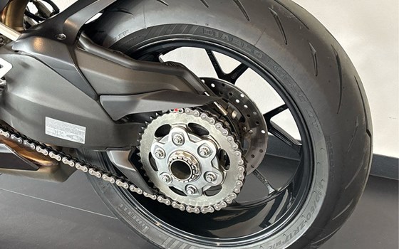 Gebrauchtmotorrad Ducati Panigale V2 - Bild 11