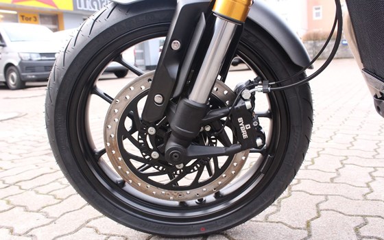 Gebrauchtmotorrad Triumph Speed 400 - Bild 10