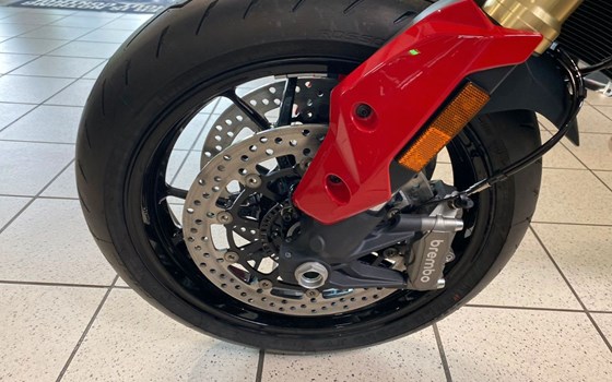 Neufahrzeug Ducati Hypermotard V2 - Bild 14
