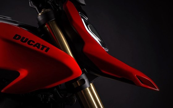 Neufahrzeug Ducati Hypermotard V2 - Bild 2