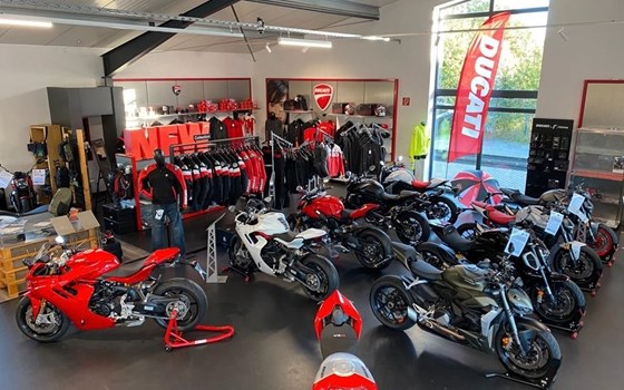 Neufahrzeug Ducati Hypermotard V2 - Bild 3