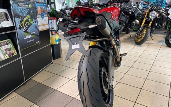 Neufahrzeug Ducati Hypermotard V2 - Bild 8