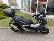 Honda Forza 300
