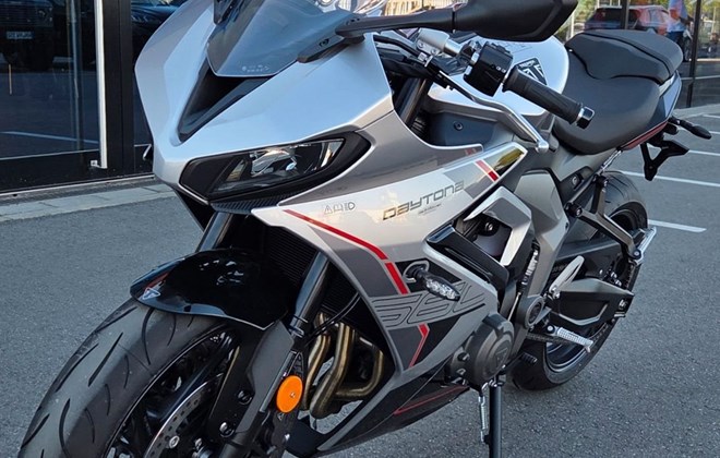 Triumph Daytona 660