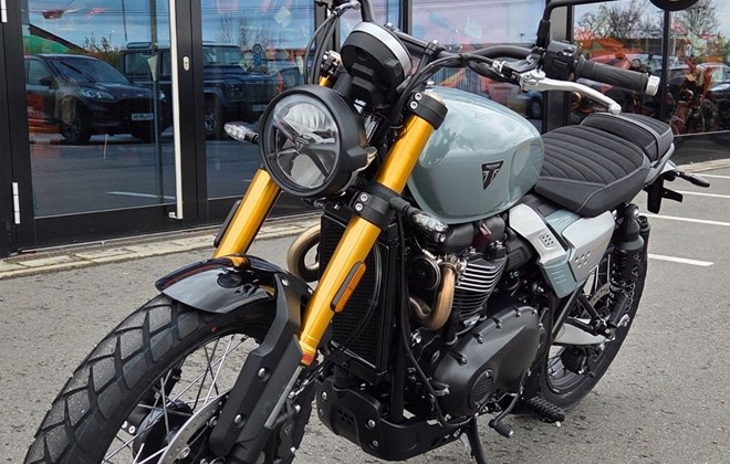 Triumph Scrambler 900