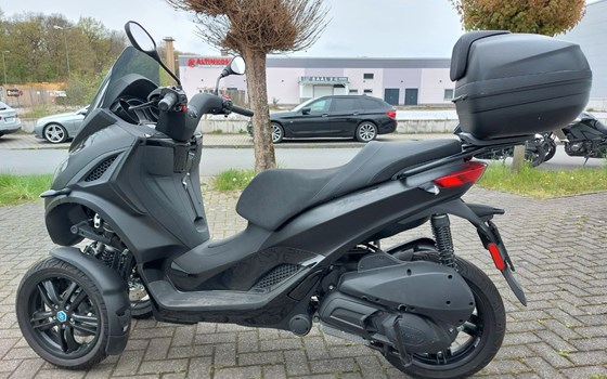 Gebrauchtmotorrad Piaggio MP3 300 - Bild 15