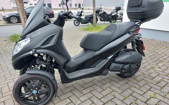 Gebrauchtmotorrad Piaggio MP3 300 - Bild 17
