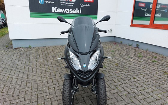 Gebrauchtmotorrad Piaggio MP3 300 - Bild 2