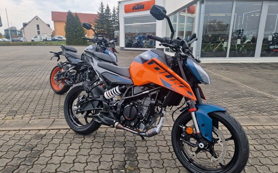 Neufahrzeug KTM 125 Duke - Bild 2