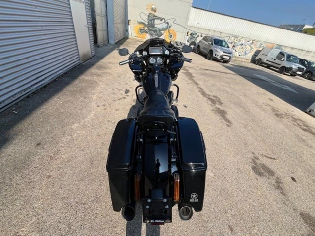 Harley-Davidson Road Glide Ultra (schwarz) - Bild 9