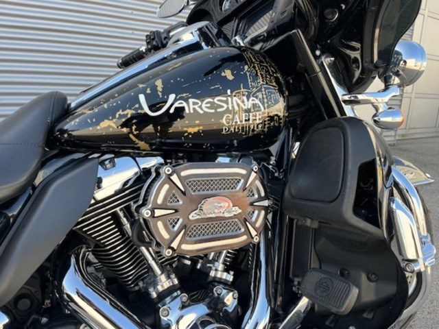 Harley-Davidson FLHTK Electra Glide Ultra Limited (schwarz) - Bild 3
