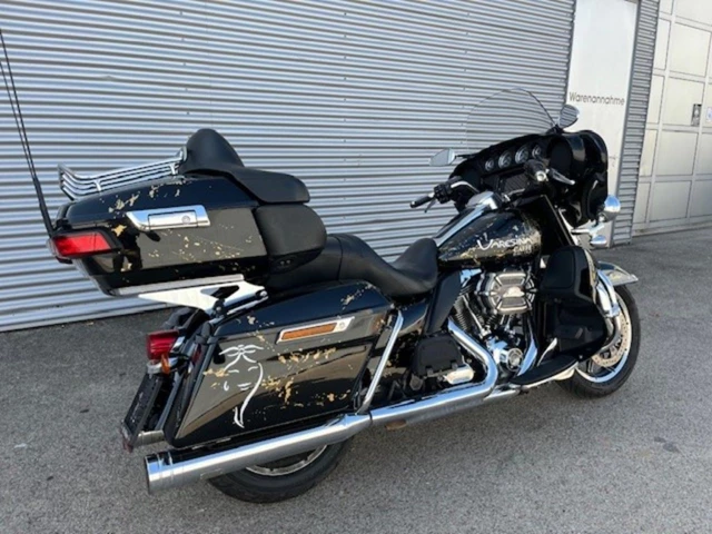 Harley-Davidson Touring Electra Glide Ultra Limited FLHTK (schwarz) - Bild 6