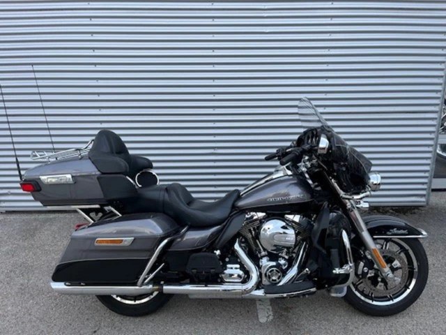 Harley-Davidson Touring Electra Glide Ultra Limited FLHTK (schwarz) - Bild 2