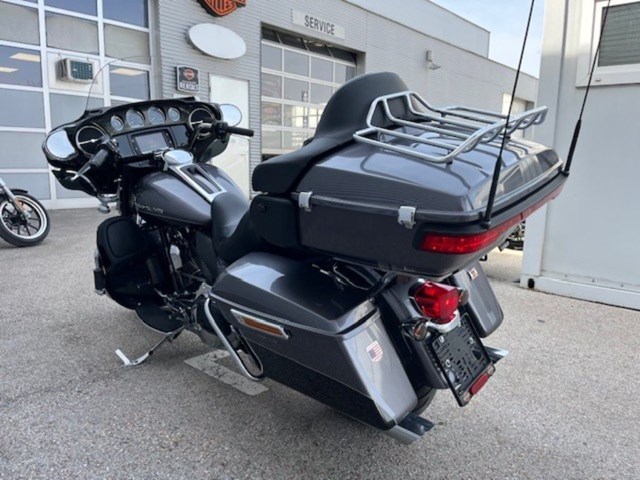 Harley-Davidson Touring Electra Glide Ultra Limited FLHTK (schwarz) - Bild 8