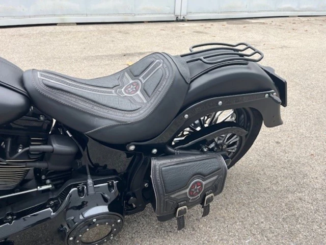 Harley-Davidson Softail Fat Boy S (schwarz) - Bild 13