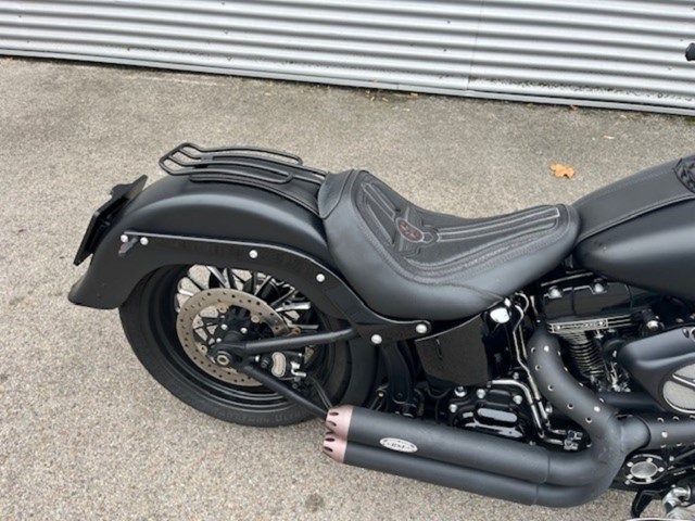 Harley-Davidson Softail Fat Boy S (schwarz) - Bild 7
