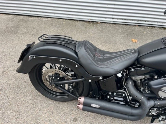 Harley-Davidson Softail Fat Boy S (schwarz) - Bild 7