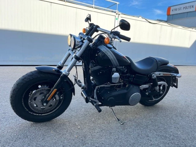 Harley-Davidson Softail Fat Bob FXFB (schwarz) - Bild 10