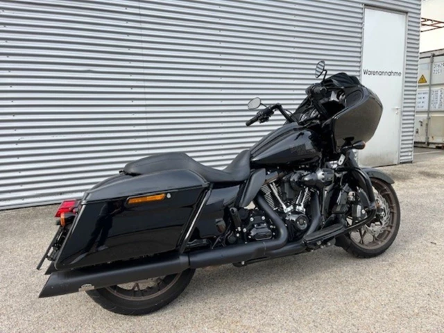 Harley-Davidson Touring Road Glide ST (schwarz) - Bild 10