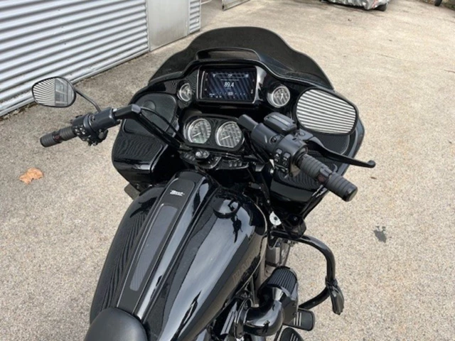Harley-Davidson Touring Road Glide ST (schwarz) - Bild 12