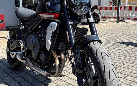 Gebrauchtmotorrad Triumph Trident 660 - Bild 2