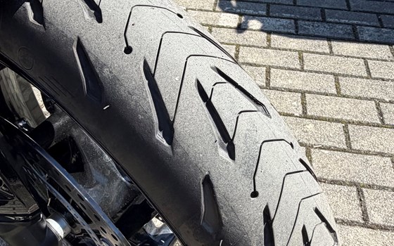 Gebrauchtmotorrad Triumph Trident 660 - Bild 5