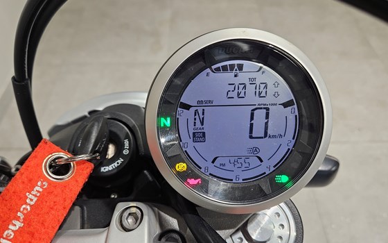 Gebrauchtmotorrad Ducati Scrambler Icon - Bild 4